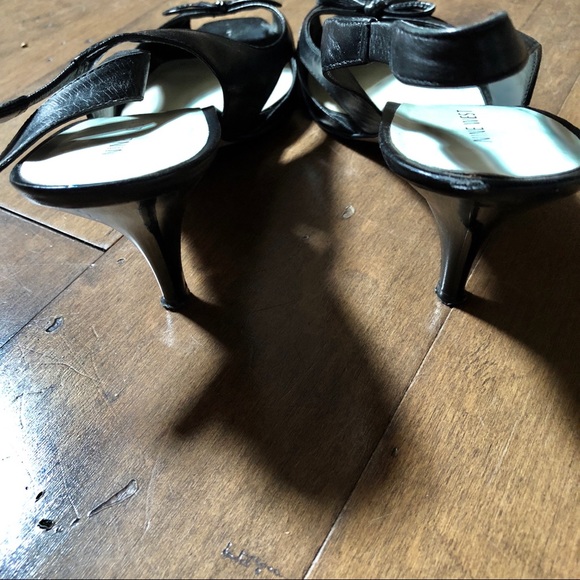 Nine West Peep Toe Mini Bow Leather Sling Backs - Picture 4 of 6